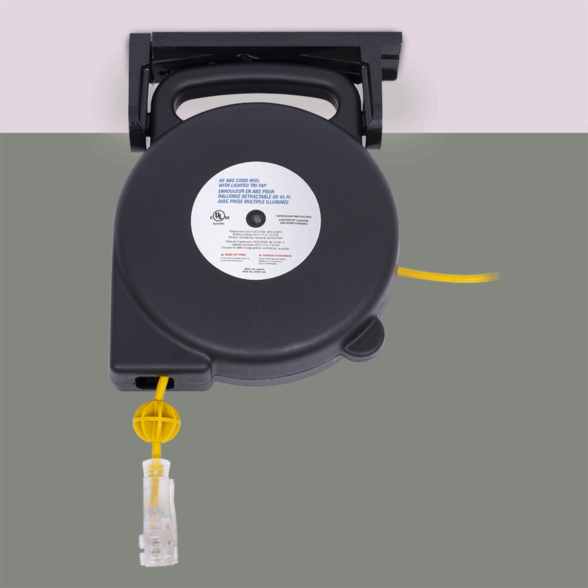 Extension Cord Reel – 14/3 SJTOW, 45ft Retractable Cord, ABS Housing, Triple Tap, 13A Circuit Breaker, Cold-Flex to -30°C, C-UL-US Certified