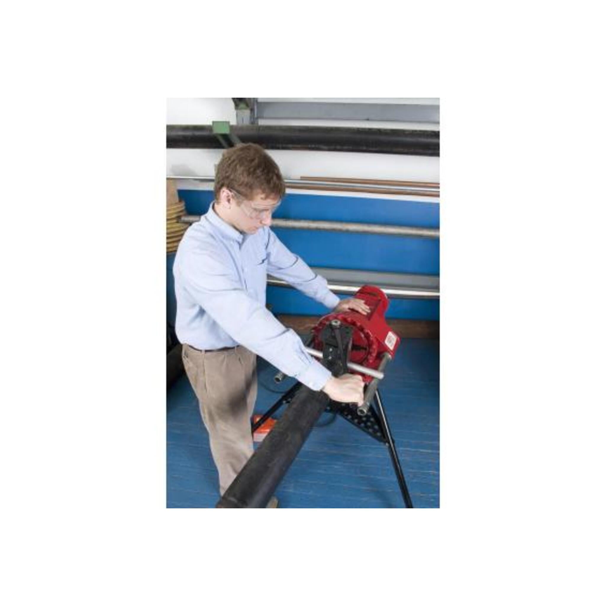 Reed RG6S portable roll groover for 1-1/4 to 6-inch steel, stainless, aluminum, and PVC pipe. Mounts to Reed 5301PD or RIDGID 300