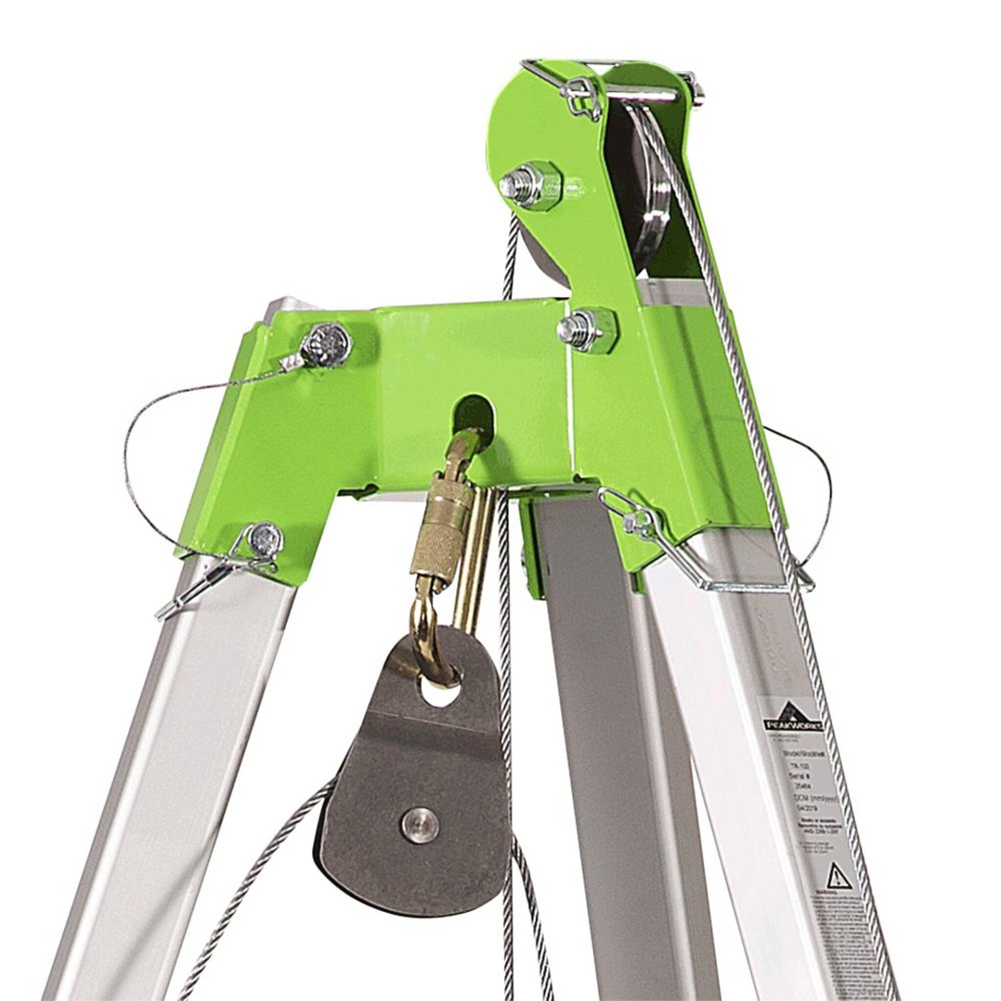 Peakworks CSK3-60 tripod with winch and lifeline