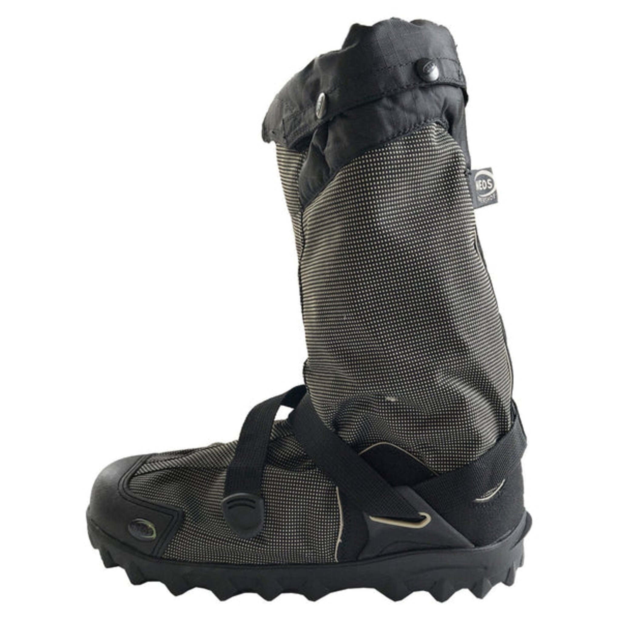 Side profile NEOS Navigator 5 winter overshoes with Vibram traction outsole