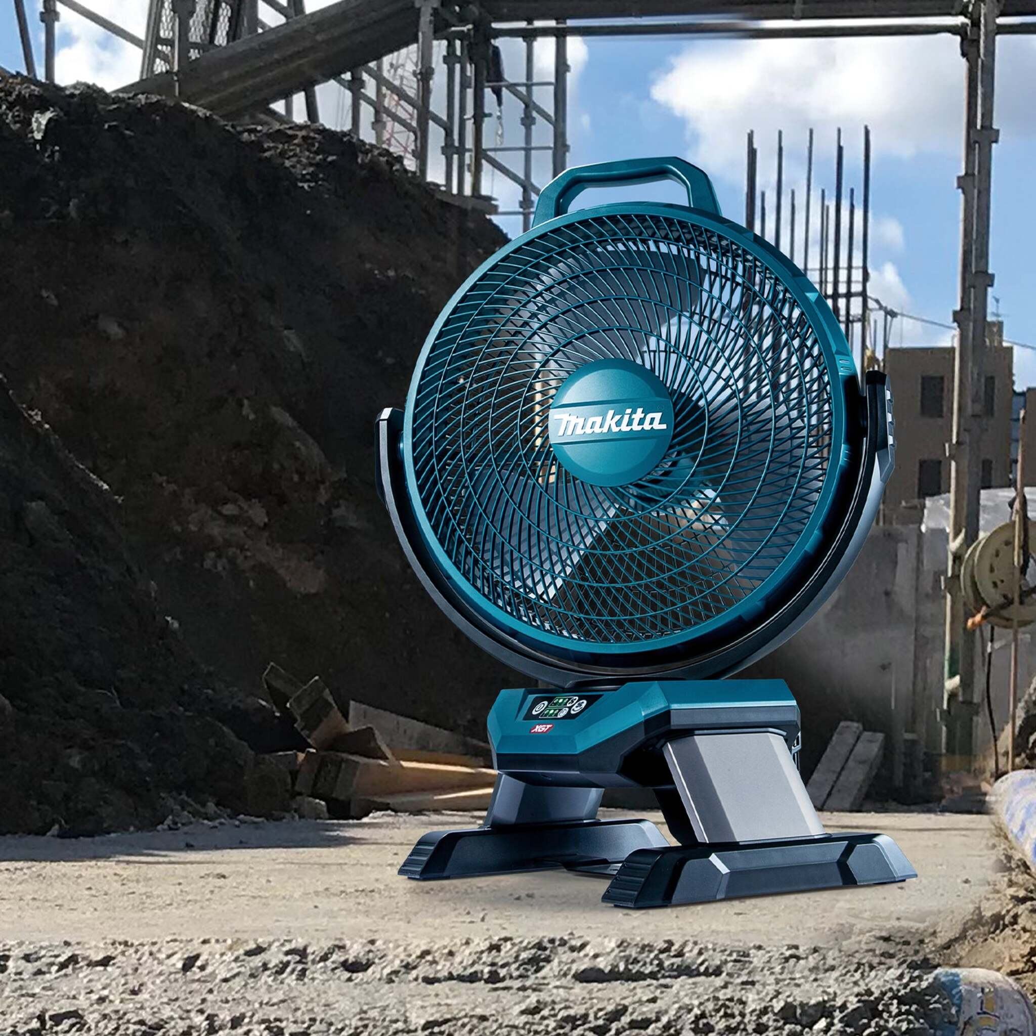 Makita 40V max XGT 13" Jobsite Fan CF002GZ - Powerful Airflow, Quiet Operation, Adjustable, Long Runtime, Portable Design, Multi-Speed, Durable Build