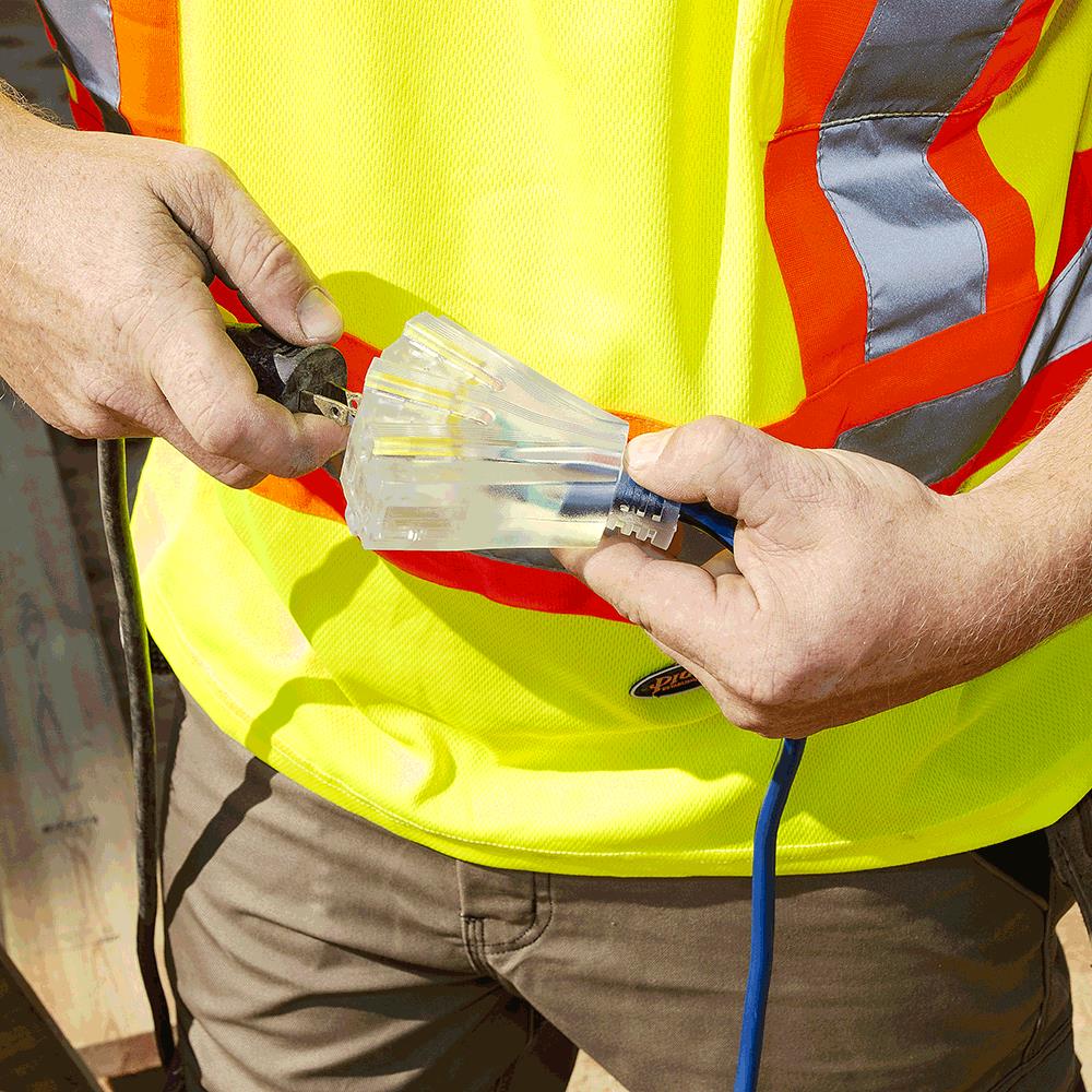 Contractor-Grade Tri-Tap Extension Cord – 12 Gauge SJTOW, 25ft, 50ft & 100ft, Lighted Triple Tap, Cold-Flexible to -50°C, ULC Certified, Heavy-Duty