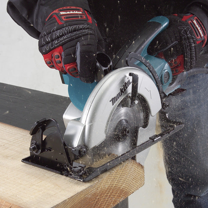 Makita 5477NB 7-1/4" Hypoid Saw, 2-3/8" Cutting Capacity, Hypoid Gear System, 51.5° Bevel, Durable Steel Gears, Professional-Grade Power & Precision