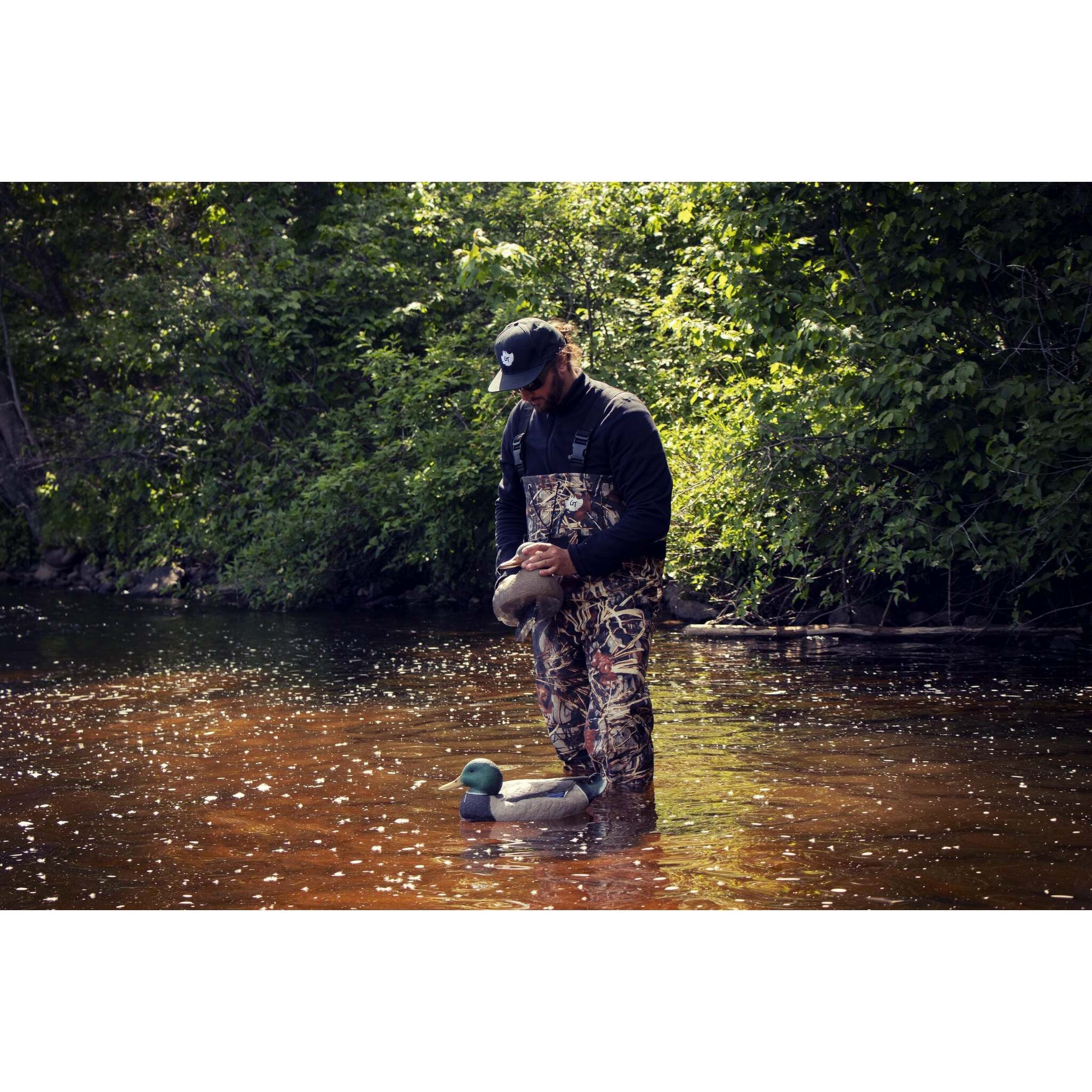 Waterproof Nylon PVC Chest Waders With Insulated Boots, Camo Concealment, And Reinforced Knees For Three-Season Fishing, Hunting, And Outdoor Work