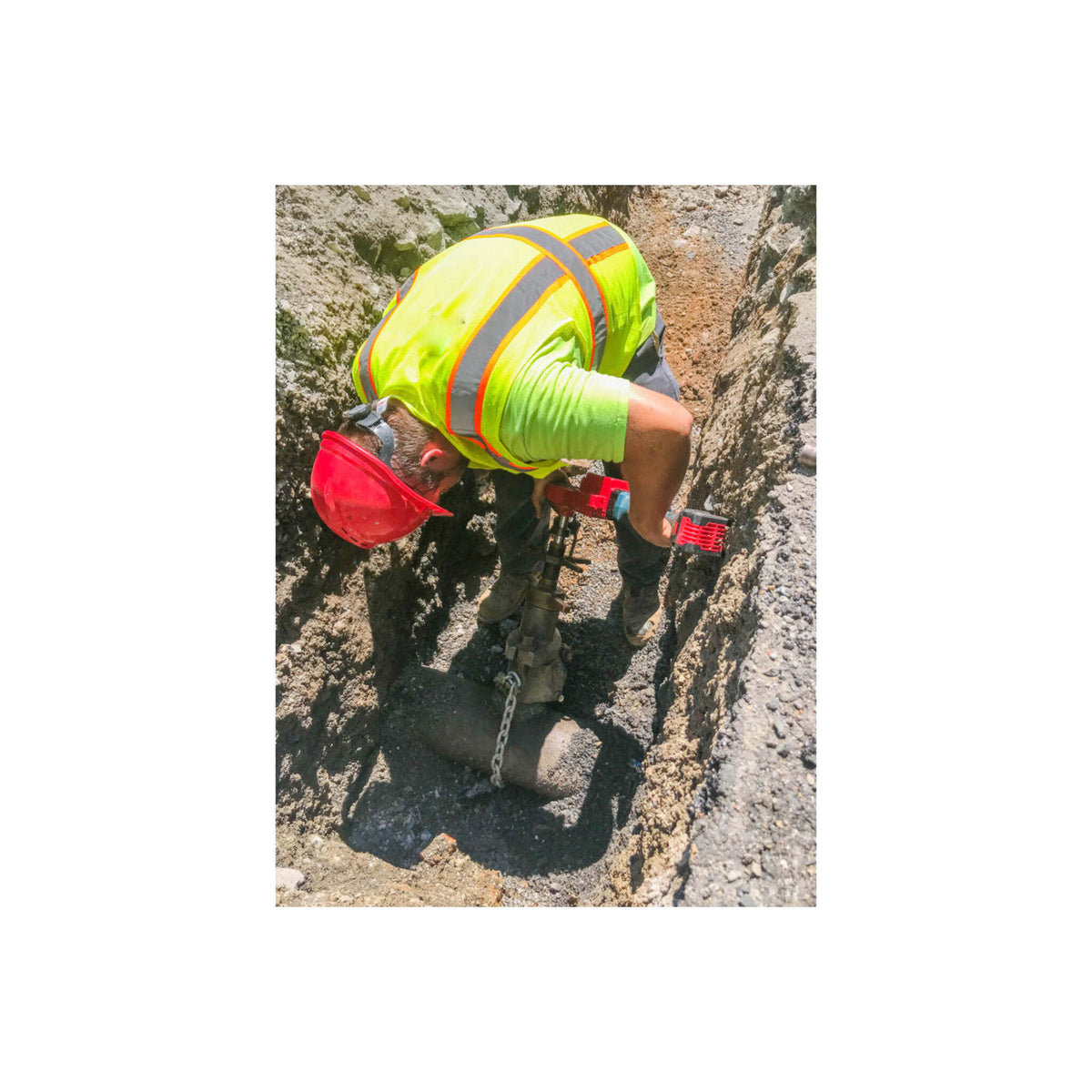 Battery Powered Valve Operator for Drilling, Tapping, and Valve Turning