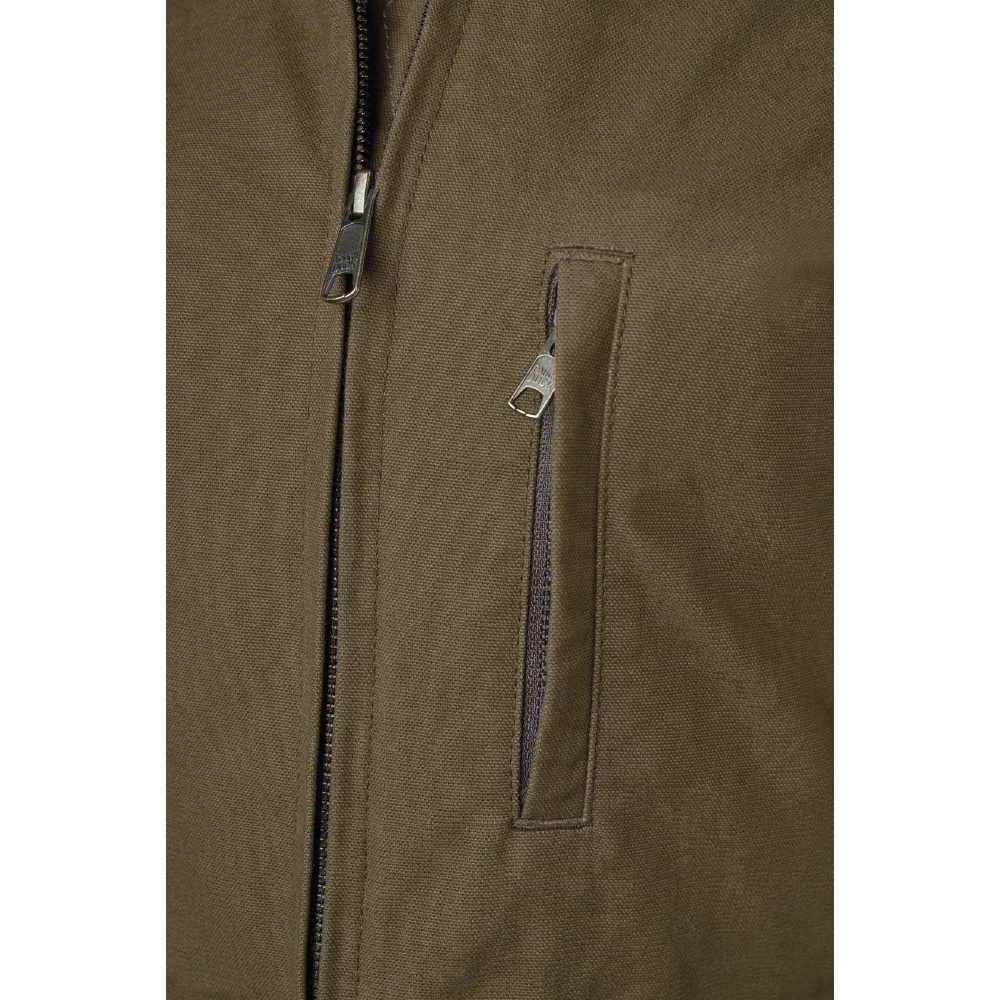 Tough Duck WJ48 women’s lined duck parka chest pocket detail