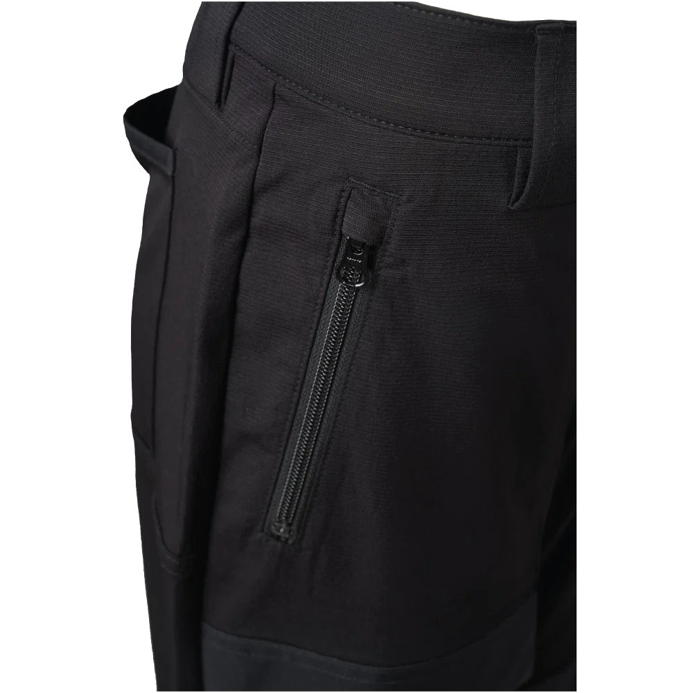 Tough Duck WP18 women’s jogger zip pocket detail