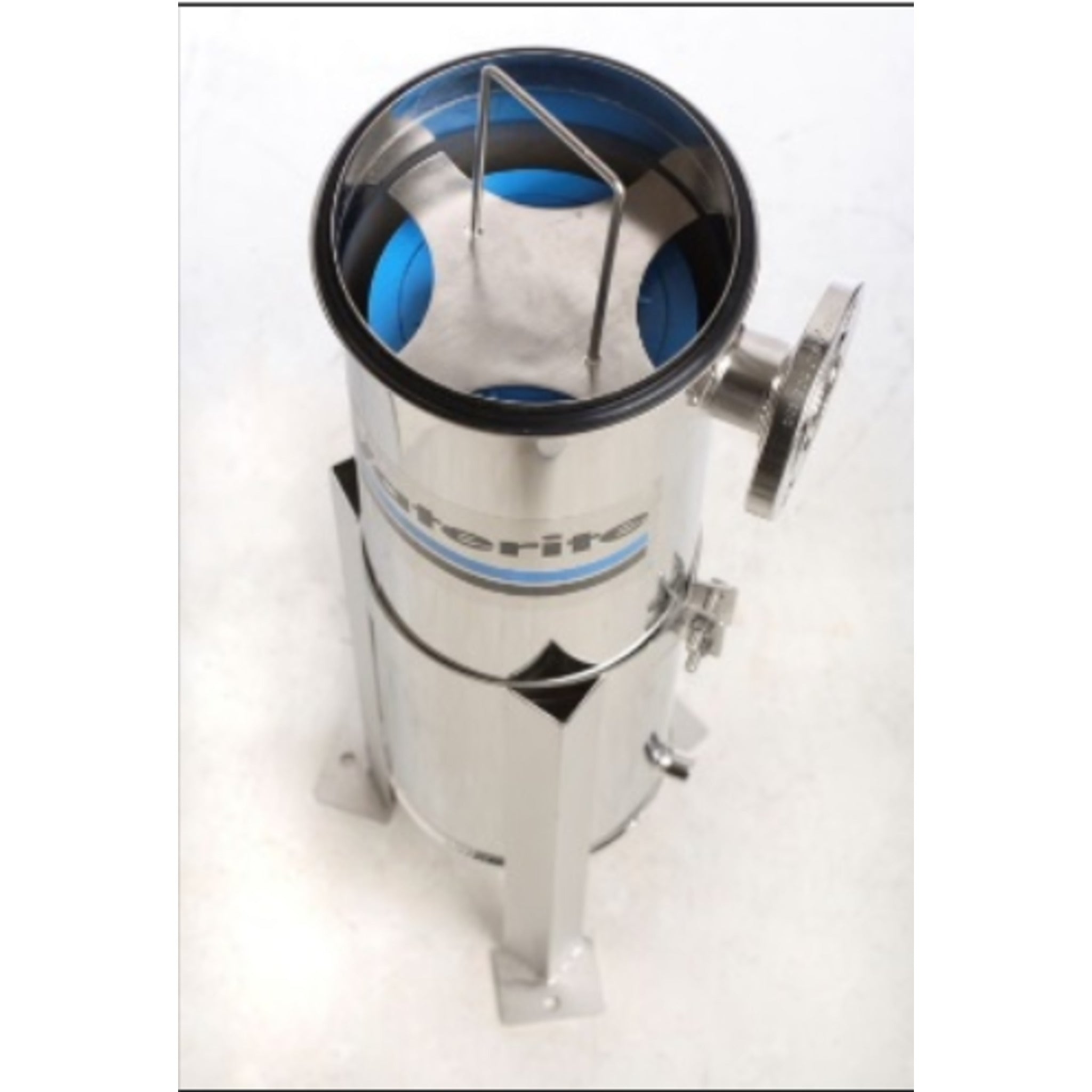 Top view of Excelflow JF Series stainless steel filter housing featuring secure clamp lid and 7.75-inch opening.